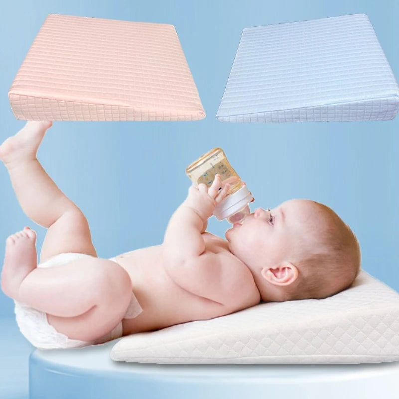 Almohada Anti-Reflujo para Bebé — Posicionador de Sueño Seguro